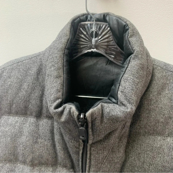 Hugo Boss Darnom  Virgin Wool Blend Reversible Vest with Down Blend Filling - Picture 12 of 16